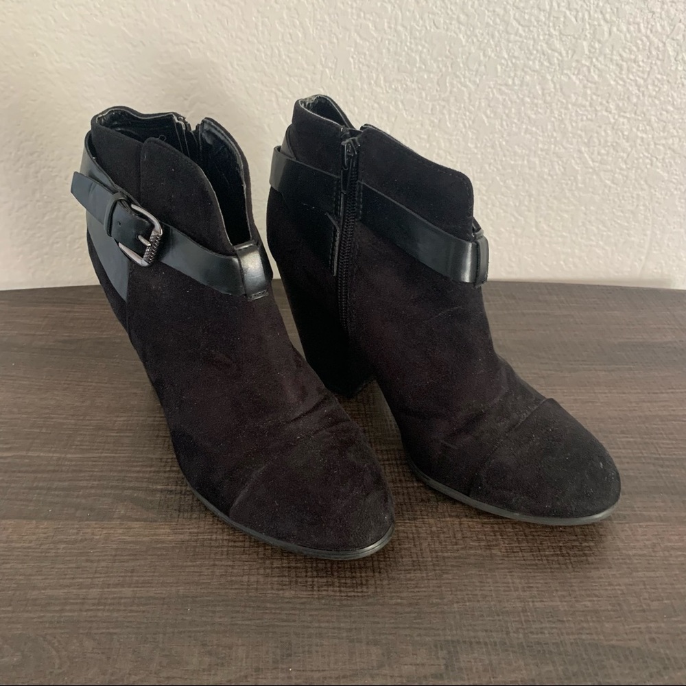 Carlos by Carlos Santana Harvest black suede chunky heeled booties